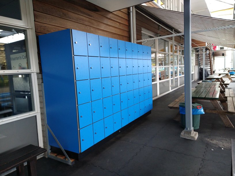 Lockers op de ijsbaan haarlem Foto van de lockers op de IJsbaan Haarlem