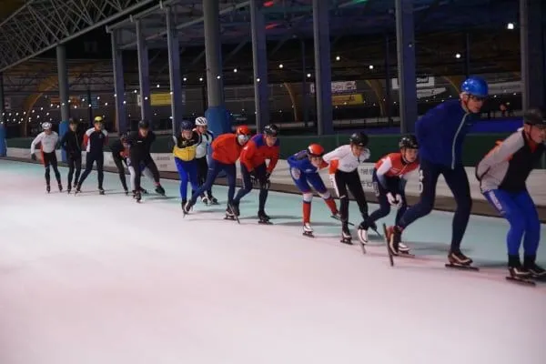 Group skating a marathon